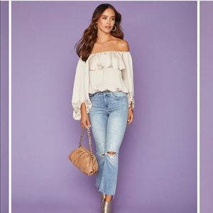 NWOT VICI Champagne off the shoulder blouse balloon sleeve blouse